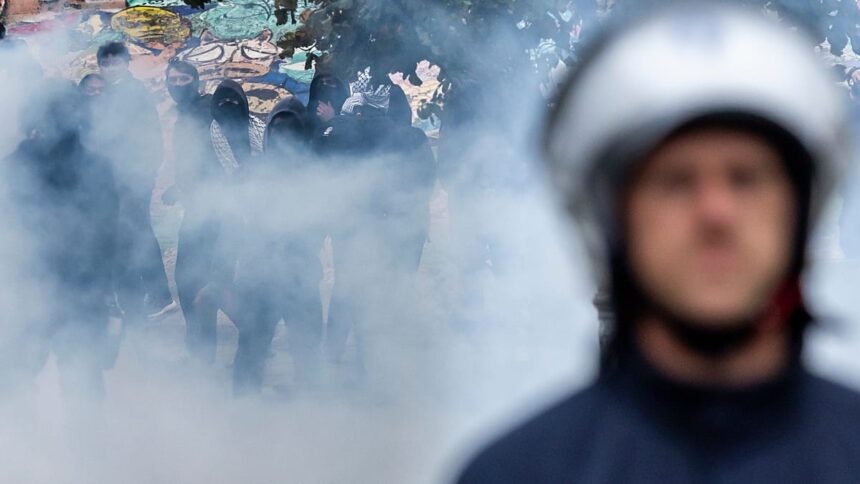 Brüksel'de Protestolar Sırasında Arbede: 9'u Çocuk 10 Gözaltı