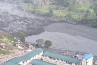 Nepal'de Heyelan ve Ani Sel Felaketi: Budhi Gandaki Nehri Kıyısında Tahliye Emri