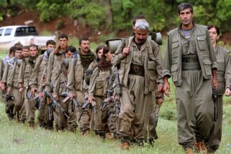 PKK, Irak'ın Kuzeyindeki Metina Bölgesinde Dört Barınma Alanını Tahliye Etti