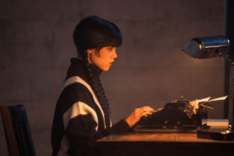 Netflix'in Rekortmen Dizisi Wednesday'de Yeni Sezon Çekimleri Tamamlandı