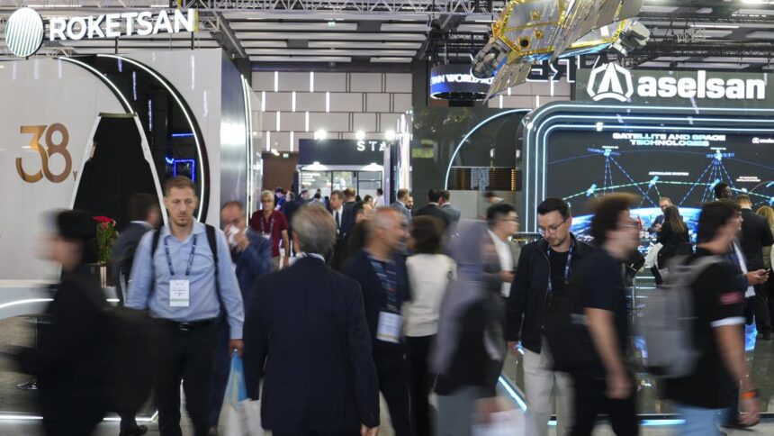 77. Uluslararası Uzay Kongresi Antalya'da Rekor Katılımla Sona Erdi