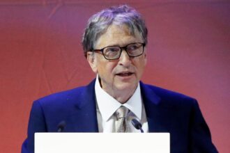 Bill Gates'ten Yapay Zeka Uyarısı: Riskler Faydalardan Daha Hızlı Gelişebilir