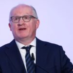 AMB Başekonomisti Philip Lane'den Enflasyonla Mücadelede 'Ölçülü Tepki' Mesajı
