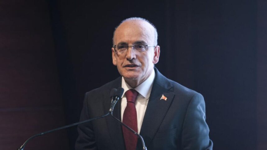 Bakan Şimşek'ten Cari Denge Değerlendirmesi: Ekonomide İstikrar Mesajı