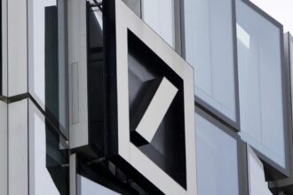 Deutsche Bank'a Kara Para Aklama Denetimlerinde Ek Süre Tanındı