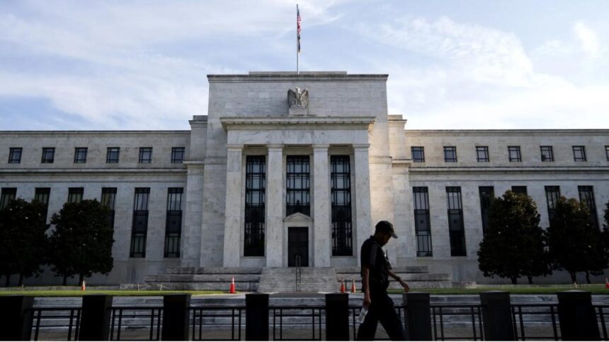 Fed Raporu: ABD'de Servet Artışına Rağmen Finansal Baskı Derinleşiyor