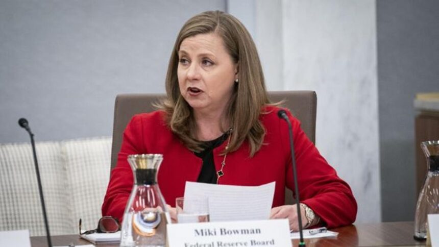 Fed Üyesi Bowman'dan Faiz Mesajı: Yeni Artış İçin Aciliyet Yok