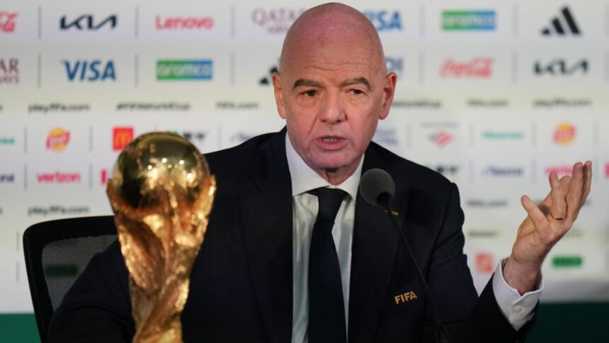 FIFA Başkanı Infantino'dan Dünya Kupası Yatırımcı Tartışması İçin Özür