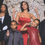 Kim Kardashian Dört Çocuğunun Bakımı İçin Çalışan Bakıcı Sayısını Açıkladı