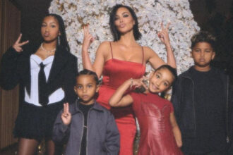 Kim Kardashian Dört Çocuğunun Bakımı İçin Çalışan Bakıcı Sayısını Açıkladı