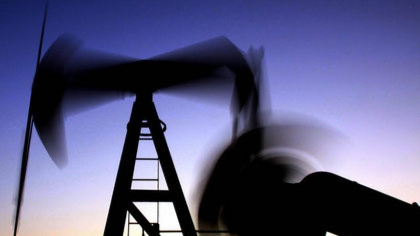 Küresel Piyasada Petrol Fiyatları Arz Artışıyla Geri Çekildi