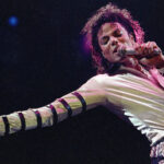 Michael Jackson'ın İkonik Thriller Ceketi Açık Artırmada Rekor Kırmaya Hazırlanıyor