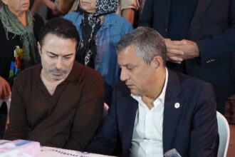 Özgür Özel'den Atilla Taş'a Taziye Ziyareti