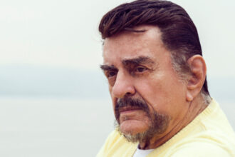 Türk Pop Müziğinin Efsane İsmi Alpay 91 Yaşında Hayatını Kaybetti