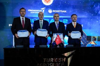 TUSAŞ ve ROKETSAN'dan Stratejik İş Birliği: HÜRSAT-2 Projesi İçin İmzalar Atıldı
