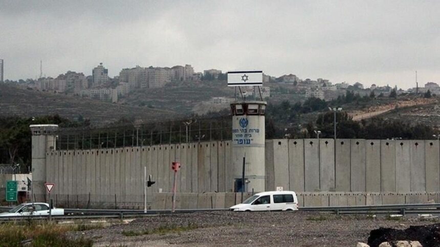 Haaretz'den Çarpıcı Rapor: İsrail Hapishanelerinde Filistinlilere Yönelik Sistematik İhlaller