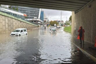 İstanbul'daki Şiddetli Yağış ve Sel Felaketinde Can Kaybı 4'e Yükseldi