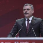 İçişleri Bakanı Çiftçi'den Çöken Binaya İlişkin Açıklama: Arama Kurtarma Çalışmaları Sürüyor