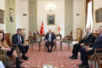 TBMM Başkanı Kurtulmuş, Almanya-Türkiye Parlamentolar Arası Dostluk Grubu Heyetini Kabul Etti