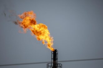 Küresel Petrol Rafinerilerinde Büyük Dönüşüm: 2030'a Kadar Dev Kapasite Artışı