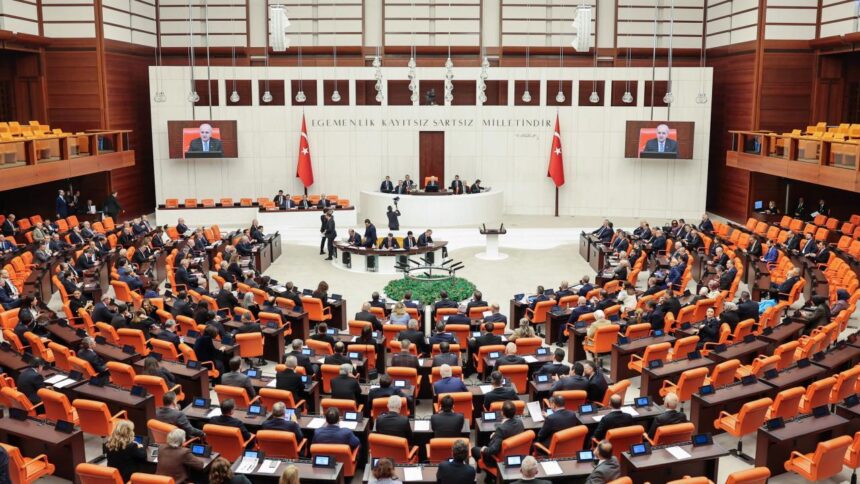 TBMM Yeni Yasama Yılına Hızlı Başlıyor: İlk Gündem Kızılay Düzenlemesi