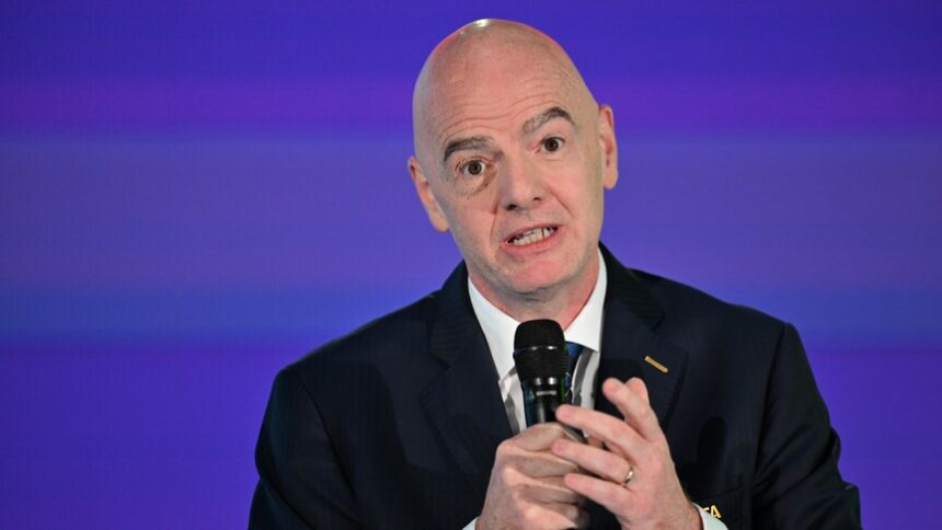 FIFA Başkanı Infantino'dan Dünya Kupası İçin Geri Adım: Yatırımcı Planına Özür