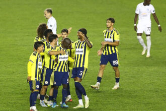 Fenerbahçe, Hazırlık Maçında Turan Tovuz'u 2-0 Mağlup Etti