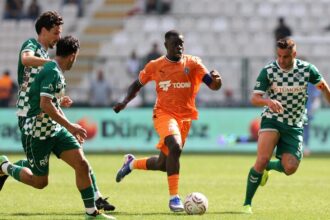 Konyaspor ile Başakşehir Puanları Paylaştı: Gol Sesi Çıkmadı