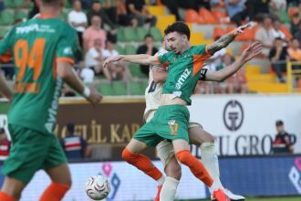 Alanyaspor ile Erzurumspor Puanları Paylaştı: Eşitlik Bozulmadı