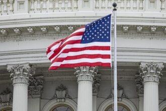 ABD'li Demokratlardan Trump ve Putin Arasındaki Dizel Anlaşmasına Sert Tepki