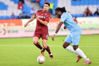 Trabzonspor, İrlanda'da Drogheda United ile Oynadığı Hazırlık Maçından Mağlup Ayrıldı