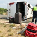 Antalya'da Trafik Kazası: Midibüs Devrildi, 17 Yaralı