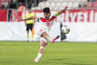 A Milli Futbol Takımı'nda Kadro Değişikliği: Emirhan İlkhan ve Yusuf Akçiçek Davet Edildi