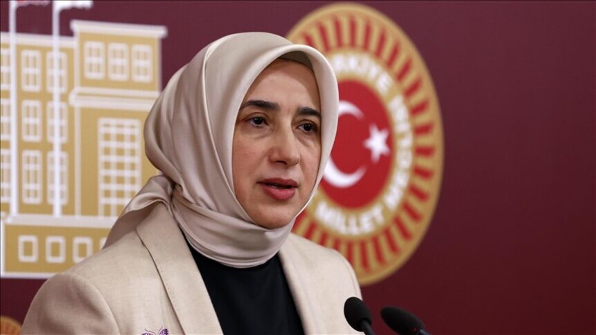 AK Parti'li Özlem Zengin'den Özgür Özel'e Sert Tepki: 'Bu Nasıl Bir Genel Başkanlıktır'