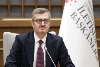 İletişim Başkanı Fahrettin Altun'dan Konyaspor-Filistin Dostluk Maçına Destek