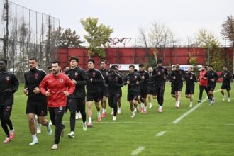 Gençlerbirliği'nde Galatasaray Maçı Hazırlıkları Sürüyor