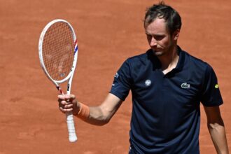Daniil Medvedev Çin Açık'tan Diskalifiye Edildi
