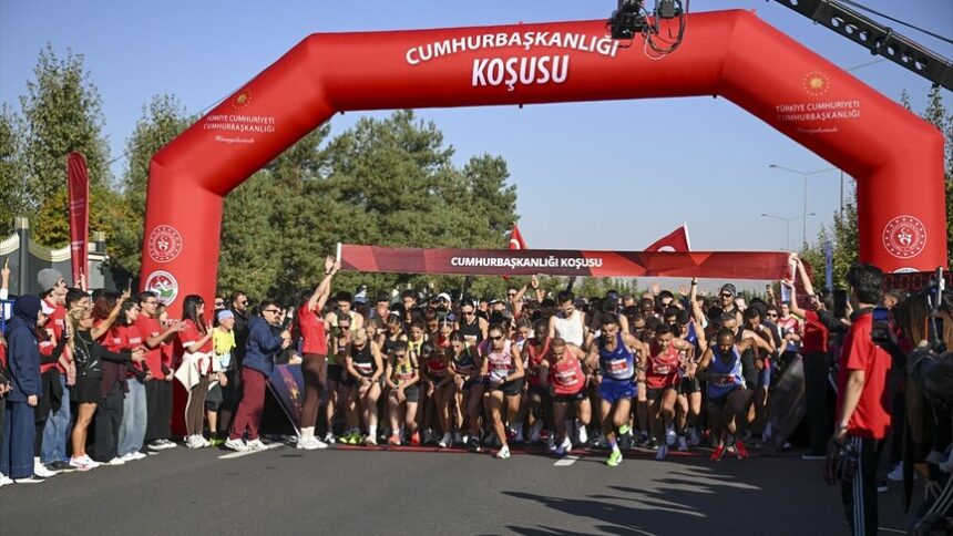 Cumhurbaşkanlığı Yarı Maratonu Ankara'da Start Aldı