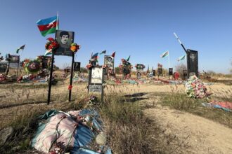 Azerbaycan'da Karabağ Savaşlarında Kaybolan 3 Bin 682 Kişinin Akıbeti İçin Çalışmalar Sürüyor