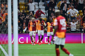 Trendyol Süper Lig'de Zirve Değişti: Galatasaray Liderlik Koltuğuna Oturdu