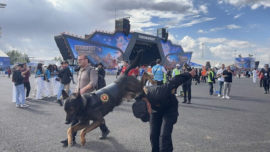 TEKNOFEST Güneydoğu'da JÖAK'ın Operasyon Köpeklerine Büyük İlgi