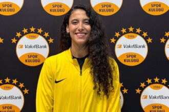 VakıfBanklı Deniz Uyanık'tan Milli Takım Değerlendirmesi: İlkler Kariyerim İçin Dönüm Noktası