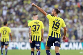 Fenerbahçe, Süper Lig'in 8. Haftasında Alanyaspor'u Ağırlıyor