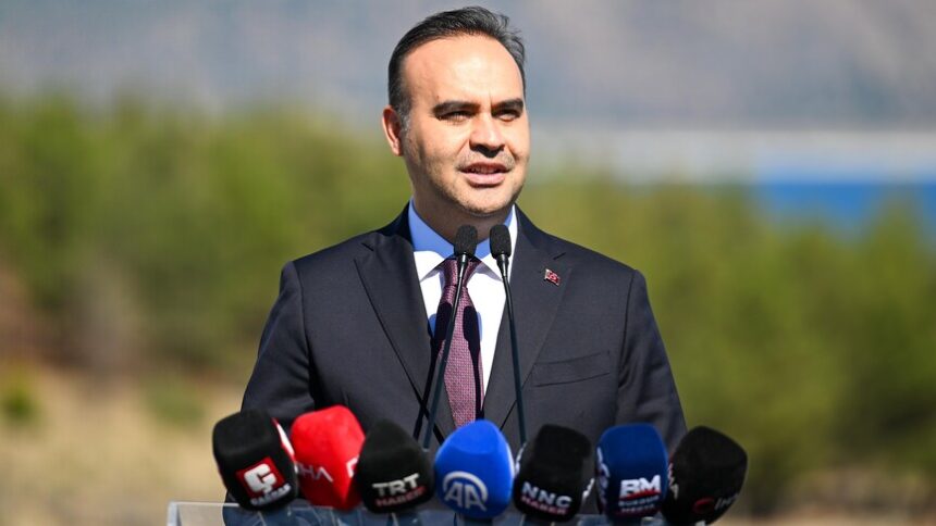 Bakan Kacır'dan Uzay Tutkunlarına Çağrı: IAC 2026 Halk Günü Kapılarını Açıyor
