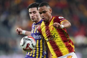 Eyüpspor ve Göztepe Süper Lig'de Karşı Karşıya: Haftanın Kapanış Randevusu