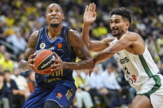 Fenerbahçe Beko, Zalgiris Kaunas karşısında farklı galip: 99-80