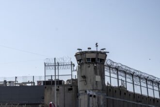 Filistinli Çocuk Esirlerin Durumu Kritik: Hak İhlalleri Derinleşiyor