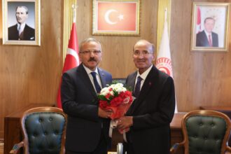 TBMM'de Görev Değişimi: Yeni Başkanvekili Yusuf Beyazıt Oldu
