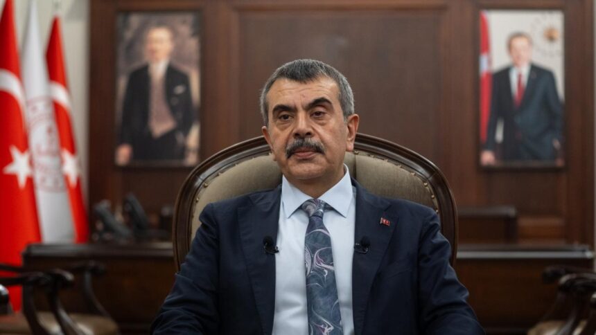 Bakan Tekin'den YKS Açıklaması: Sınav Sisteminde Değişiklik Yok